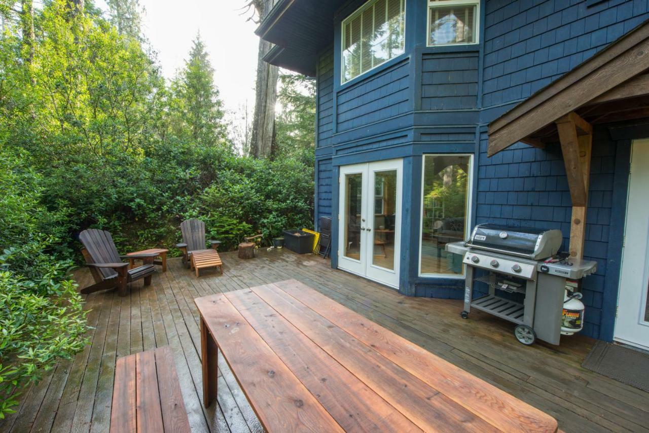 Hôtel Chesterman Hideaway à Tofino Extérieur photo